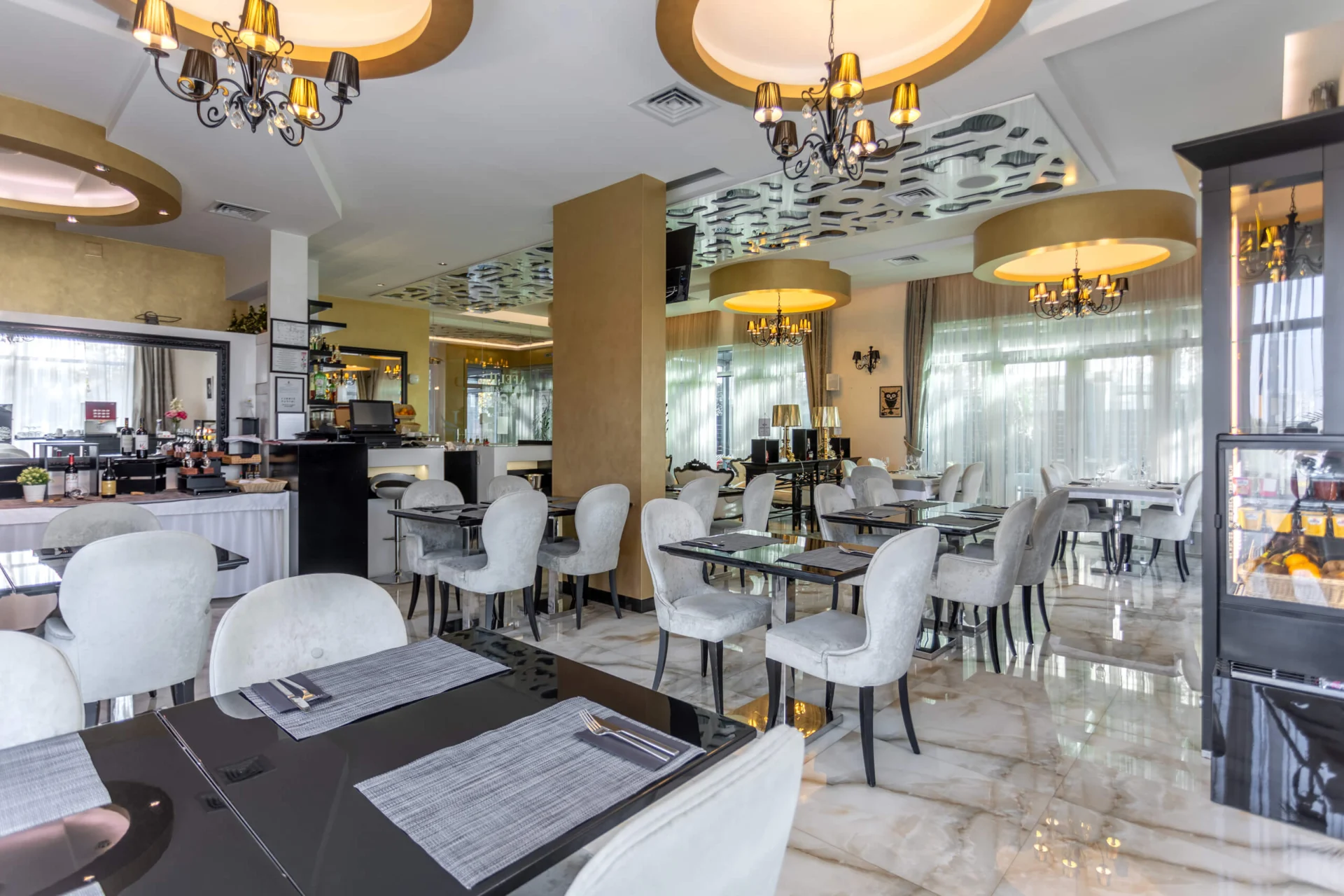 Amenajare hotelieră realizată de SIMPO (11 din 12)